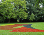 2011-Peinture sur l'herbe -WETS Luk, Peinture sur l'herbe, 2011, Park Mater Dei.JPG