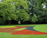 2011-Peinture sur l'herbe -WETS Luk, Peinture sur l'herbe, 2011, Park Mater Dei.JPG